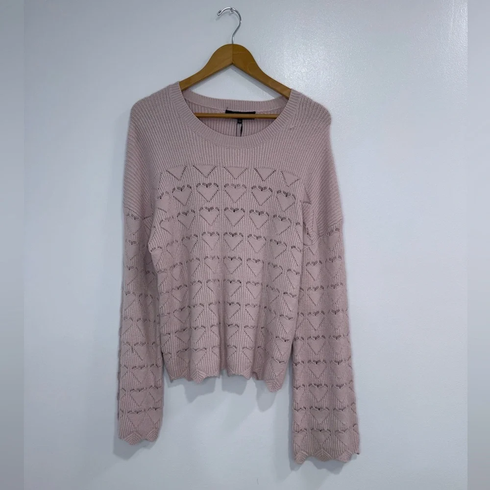 Elegant Pink Heart Knit Blouse